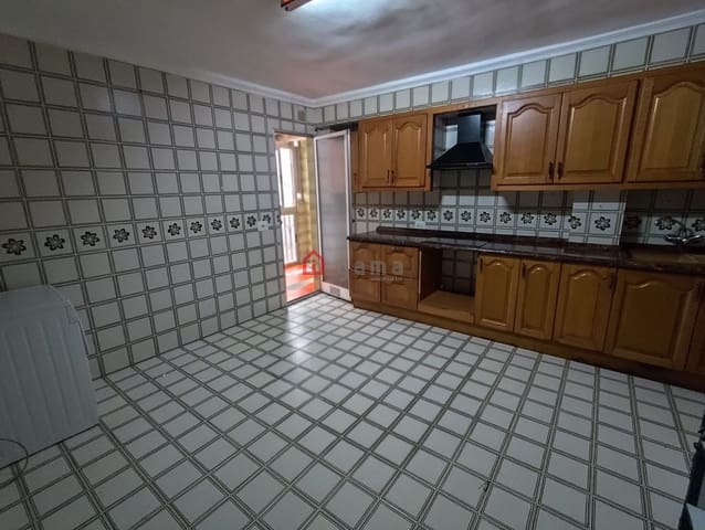 3 soveværelse Lejlighed til salg i Vila-real - € 160.000 (Ref: 10173425)