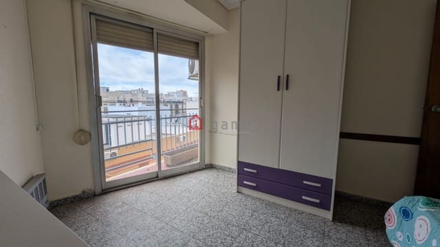4 soverom Leilighet til salgs i Centro, Castelló de la Plana - € 170 000 (Ref: 10180756)