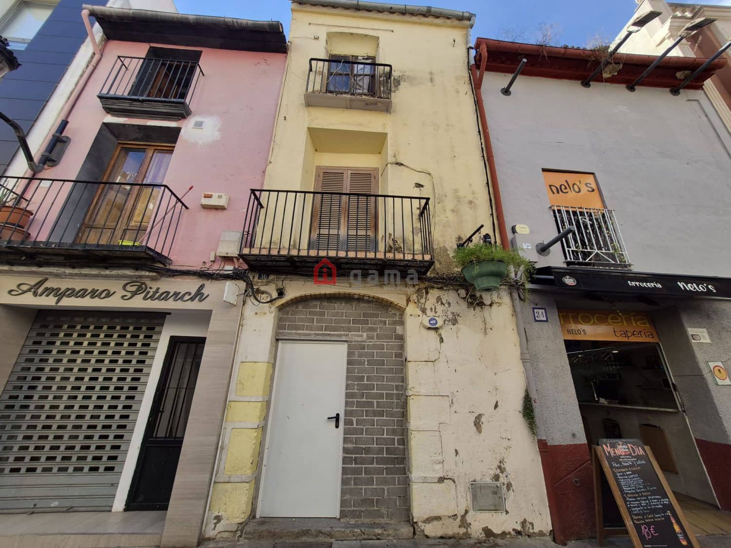 8 soverom Kommersiell til salgs i Castello de la Plana - € 150 000 (Ref: 10182794)