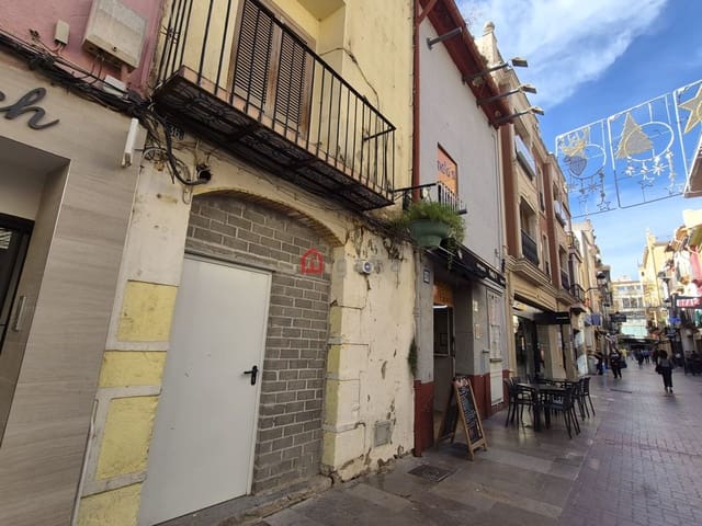 8 soverom Kommersiell til salgs i Centro, Castelló de la Plana - € 150 000 (Ref: 10182794)