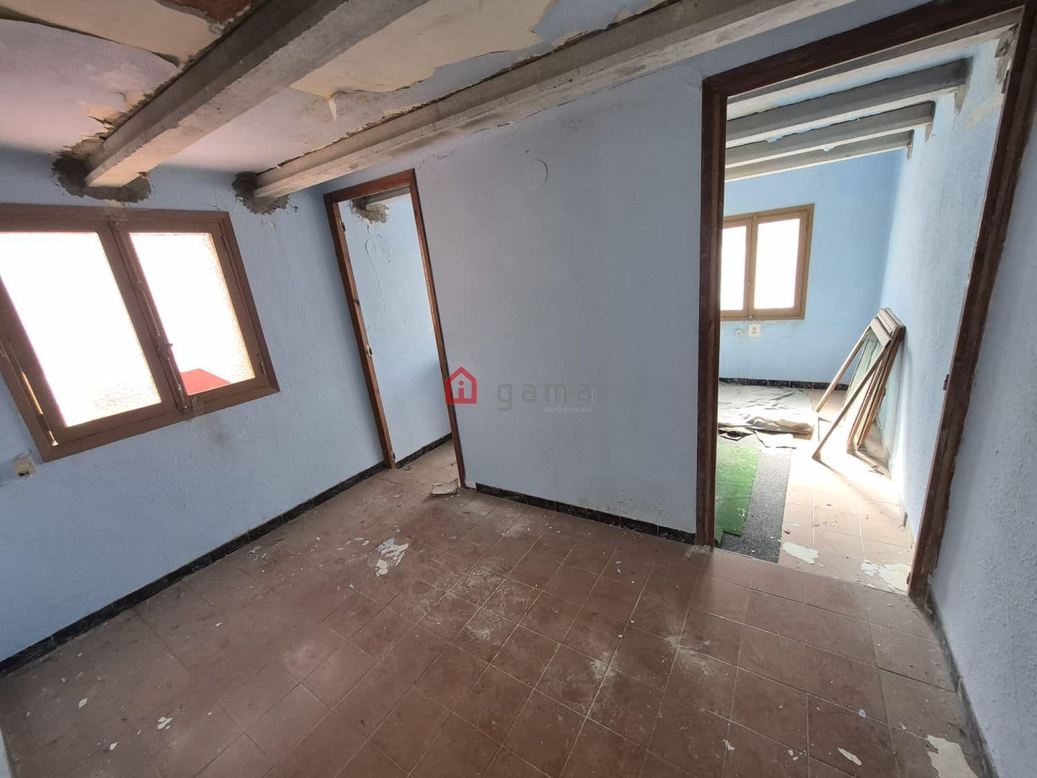 8 soverom Kommersiell til salgs i Castello de la Plana - € 150 000 (Ref: 10182794)