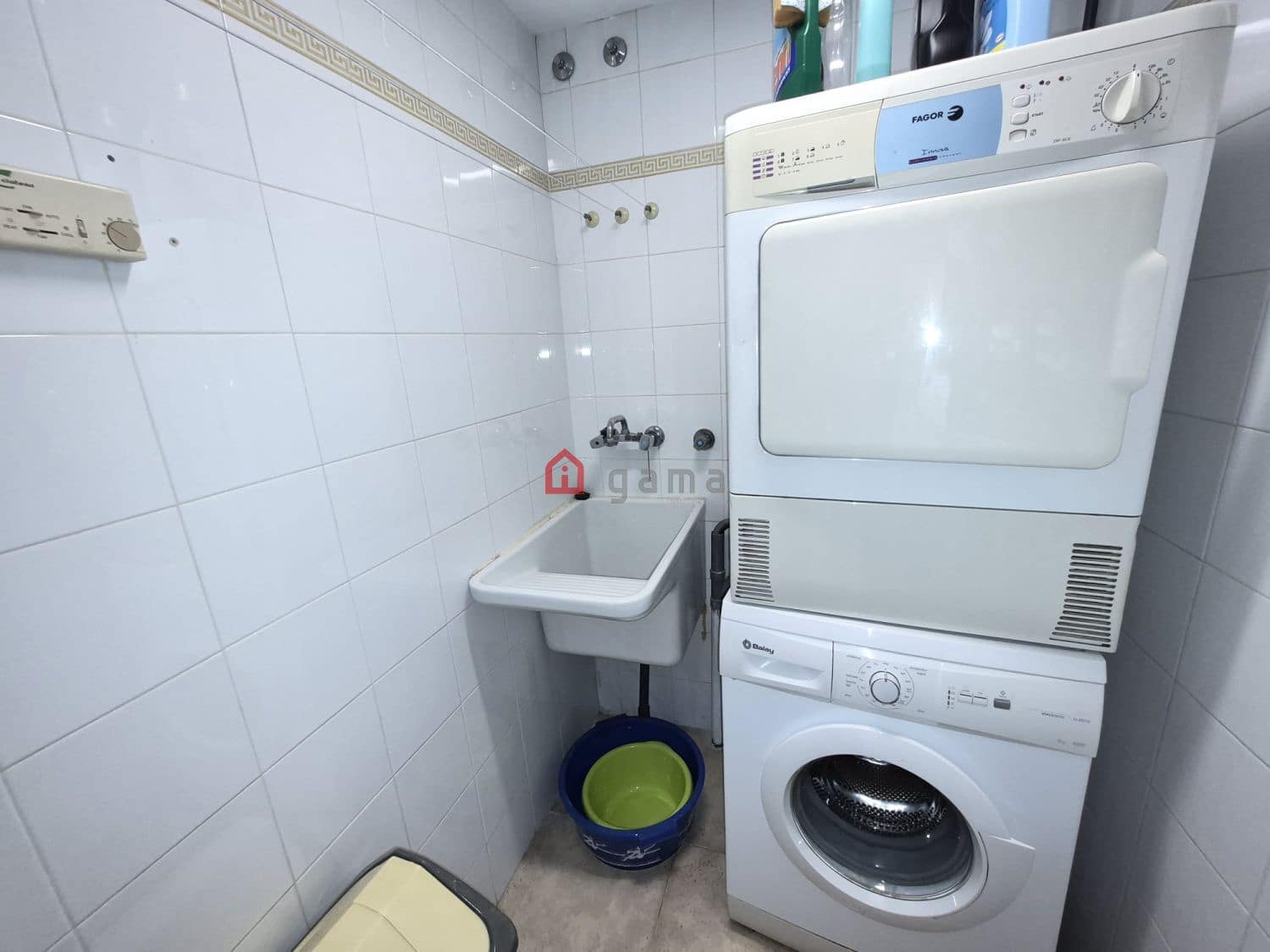 4 soveværelse Lejlighed til leje i Castello de la Plana med garage - € 1.450 (Ref: 10184377)