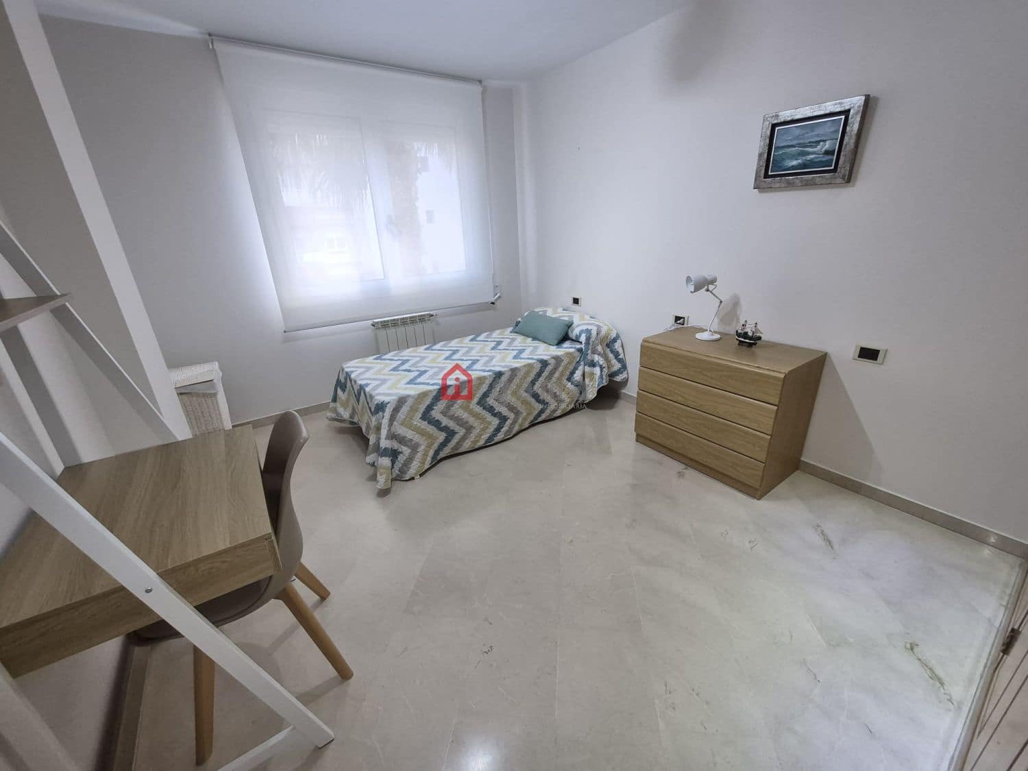 4 soveværelse Lejlighed til leje i Castello de la Plana med garage - € 1.450 (Ref: 10184377)