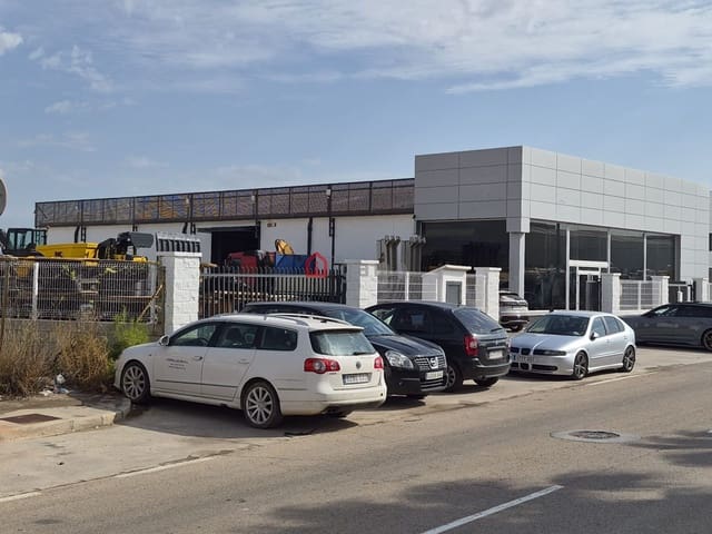 Azienda in vendita in Onda con garage - 690.000 € (Rif: 10187234)