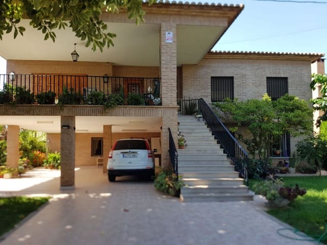 6 soverom Kjedet enebolig til salgs i Burriana / Borriana - € 750 000 (Ref: 4837307)