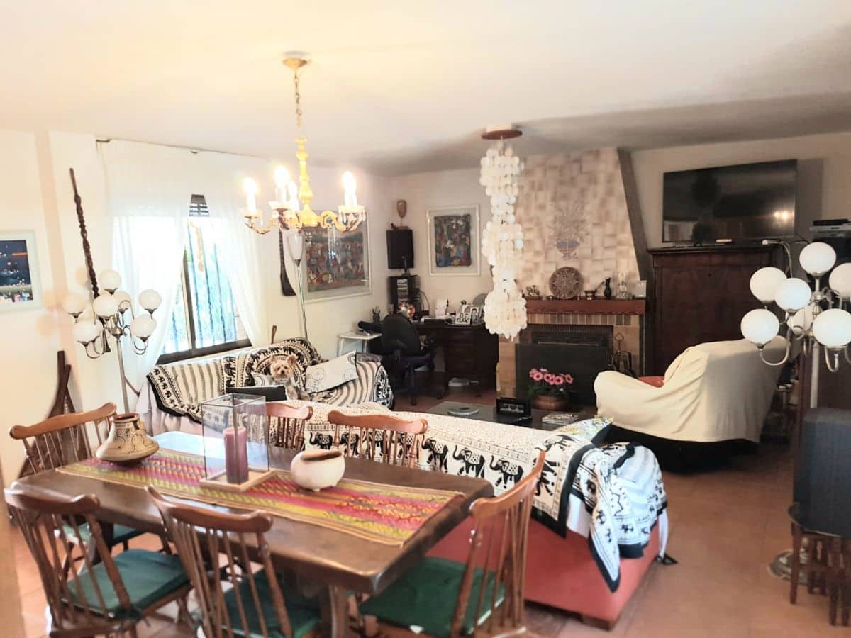 6 soveværelse Semi-Rækkehus til salg i Burriana / Borriana - € 750.000 (Ref: 4837307)