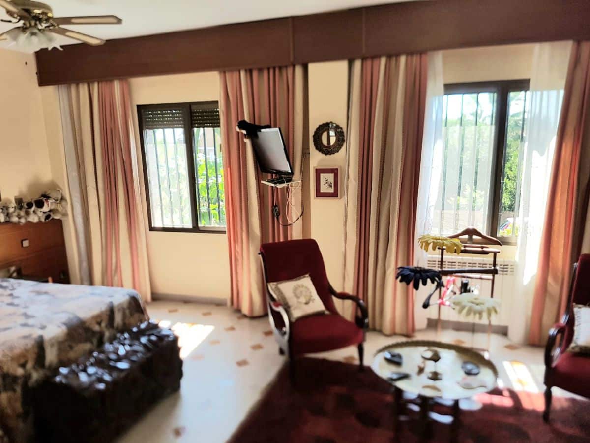 6 soveværelse Semi-Rækkehus til salg i Burriana / Borriana - € 750.000 (Ref: 4837307)