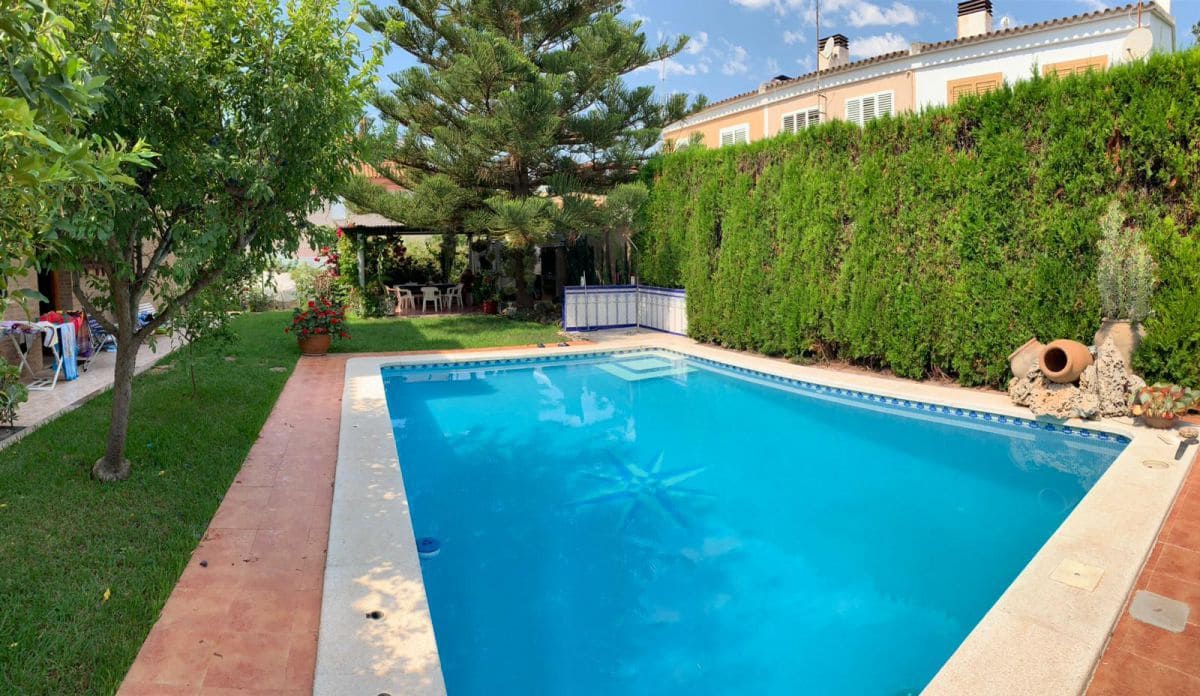 6 soveværelse Semi-Rækkehus til salg i Burriana / Borriana - € 750.000 (Ref: 4837307)