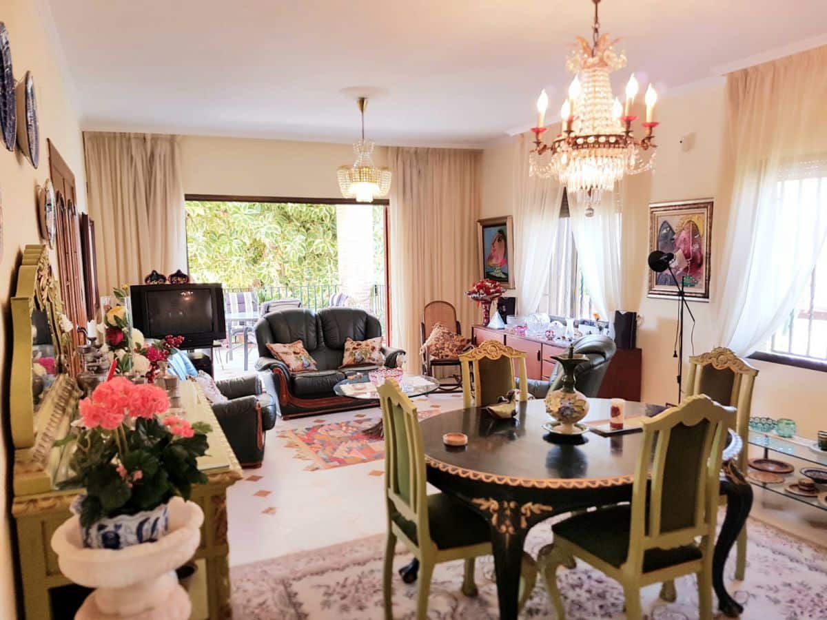 6 soveværelse Semi-Rækkehus til salg i Burriana / Borriana - € 750.000 (Ref: 4837307)