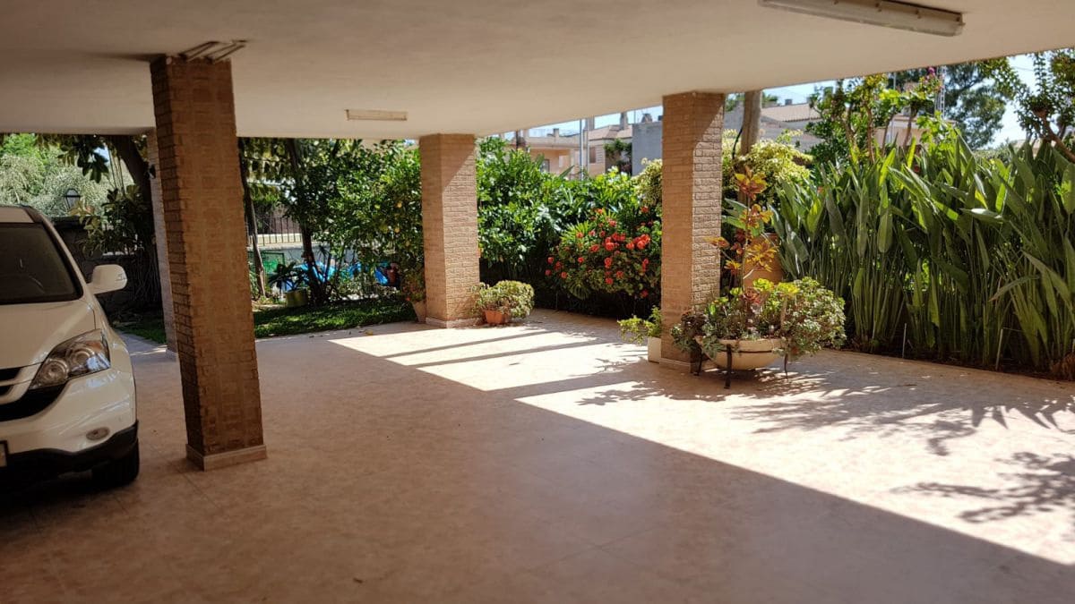 6 soveværelse Semi-Rækkehus til salg i Burriana / Borriana - € 750.000 (Ref: 4837307)