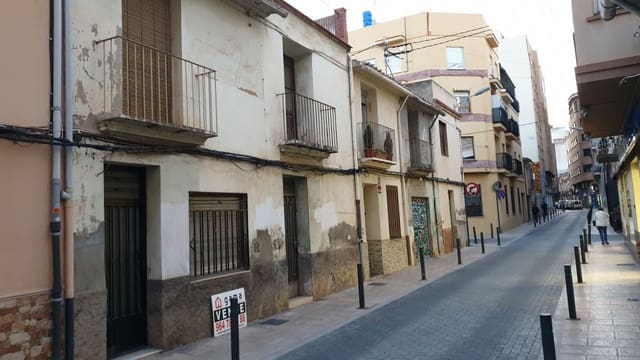 Hus till salu i Centro, Castelló de la Plana - 180 000 € (Ref: 5136653)