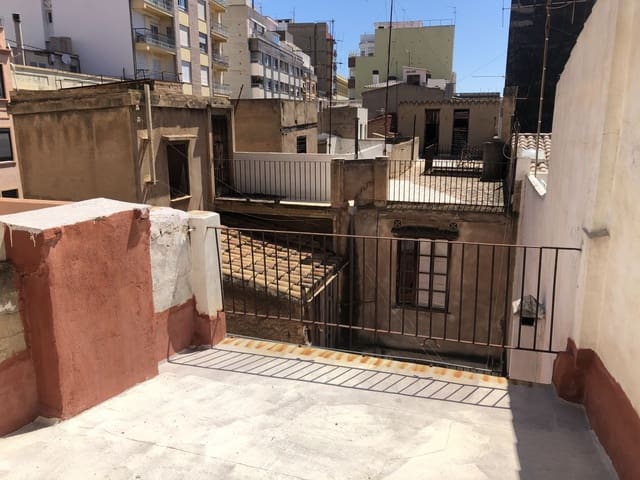 Townhouse for sale in Centro, Castelló de la Plana - € 280,000 (Ref: 5302008)