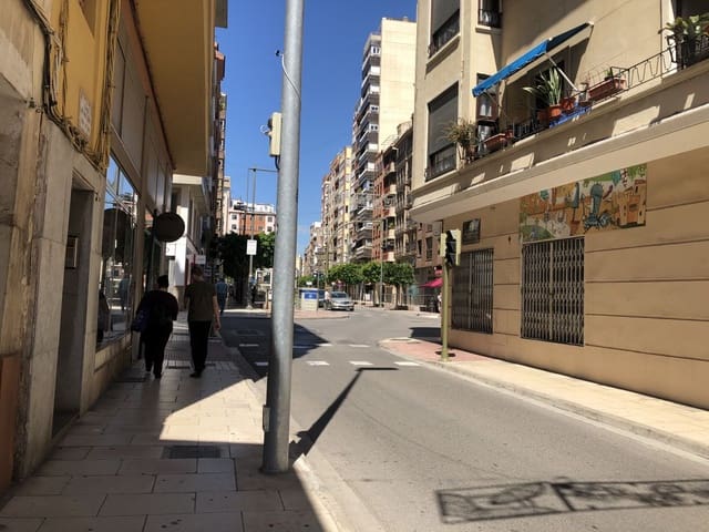 Townhouse for sale in Centro, Castelló de la Plana - € 280,000 (Ref: 5302008)