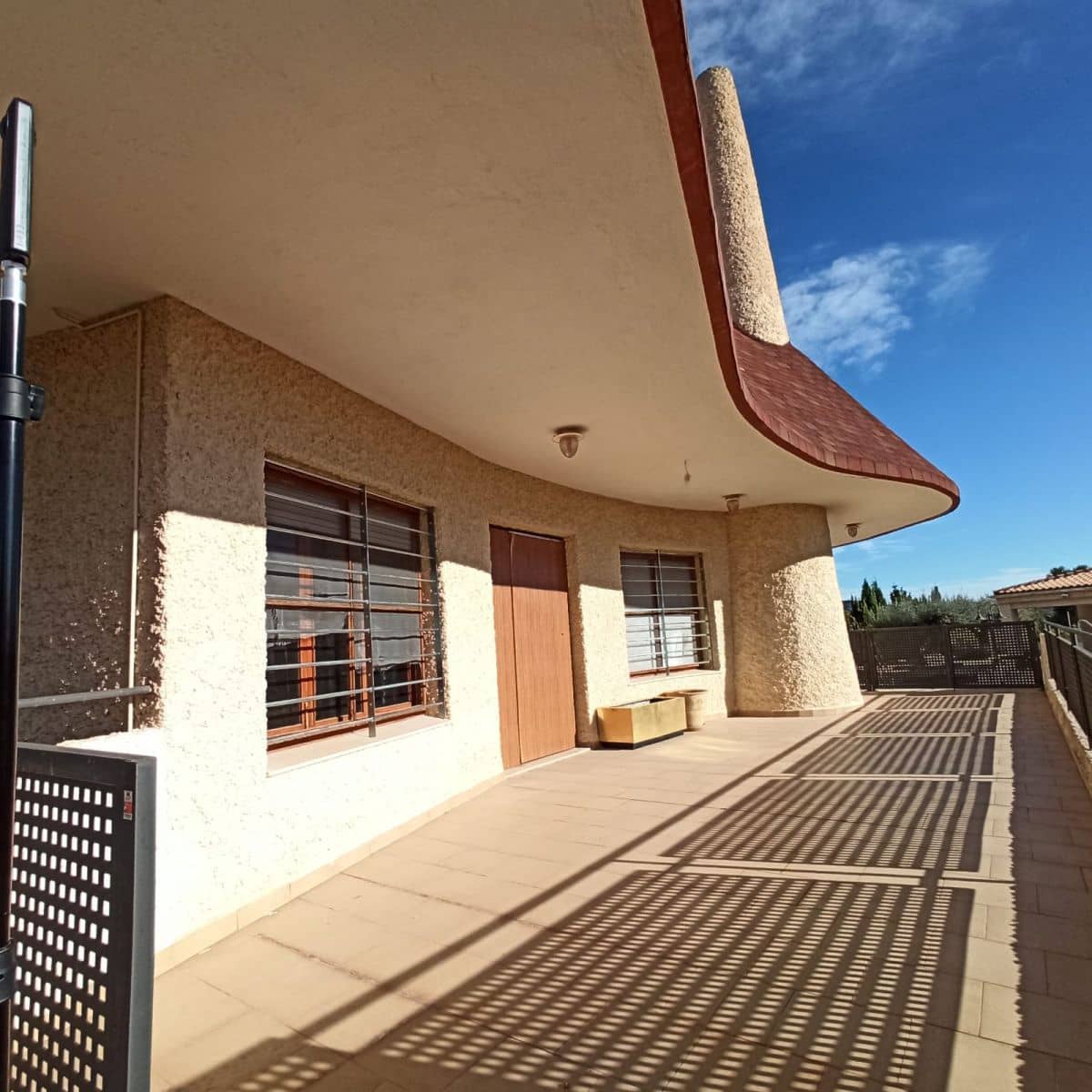 7 soveværelse Semi-Rækkehus til salg i L'Alcora - € 244.000 (Ref: 6208846)