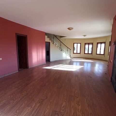 7 makuuhuone Paritalo myytävänä paikassa L'Alcora - 244 000 € (Ref: 6208846)