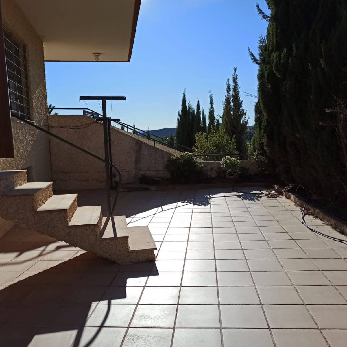 7 soveværelse Semi-Rækkehus til salg i L'Alcora - € 244.000 (Ref: 6208846)