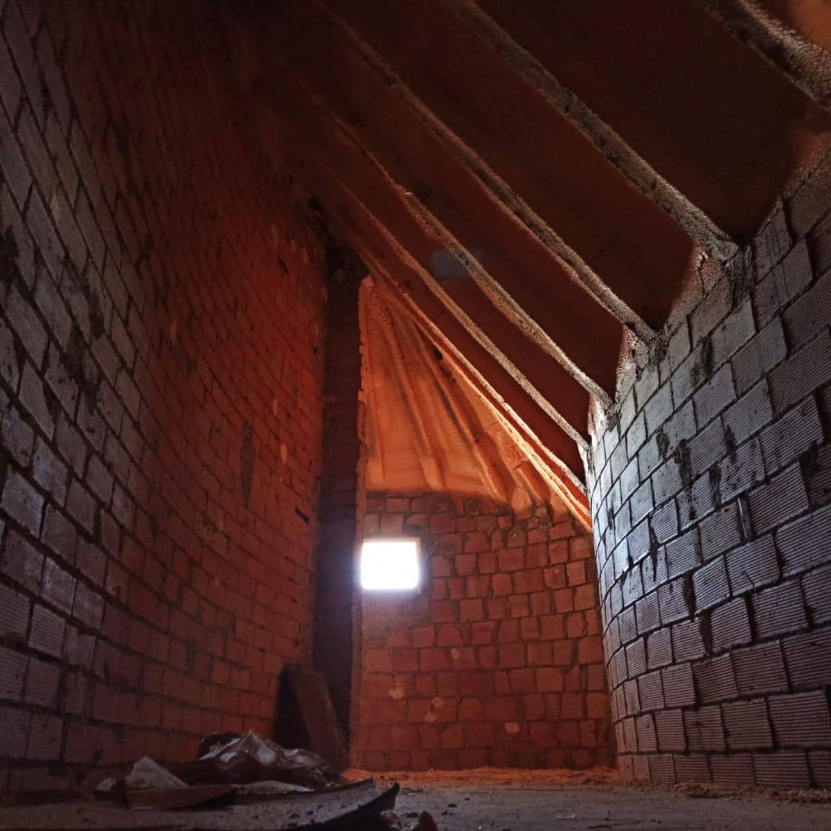 7 soveværelse Semi-Rækkehus til salg i L'Alcora - € 244.000 (Ref: 6208846)