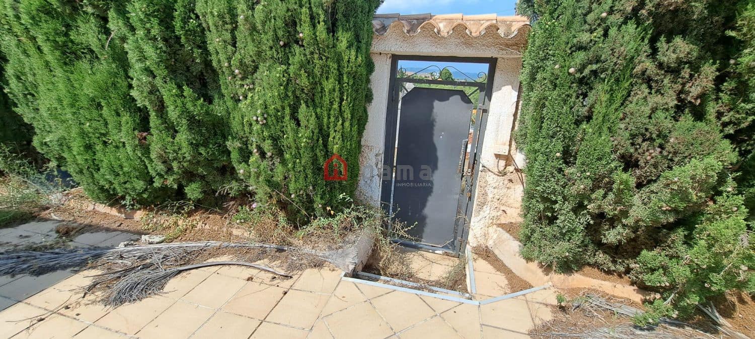 7 bedroom Semi-detached Villa for sale in L'Alcora - € 244,000 (Ref: 6208846)