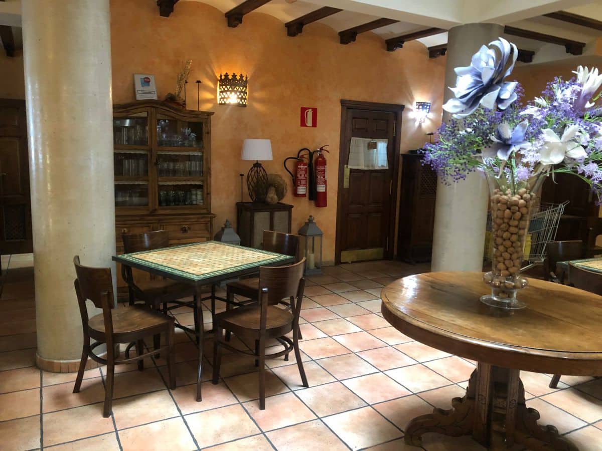 20 soveværelse Hotel til salg i Puebla de Arenoso - € 750.000 (Ref: 6426229)