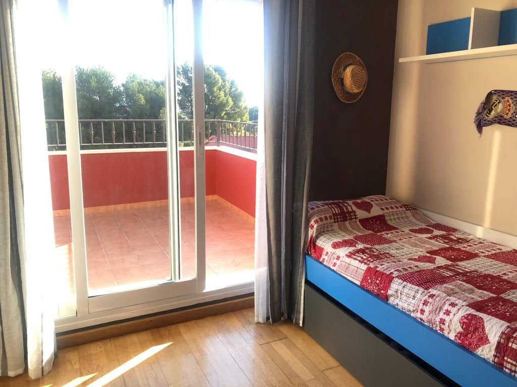 4 slaapkamer Villa te koop in Benicassim met garage - € 450.000 (Ref: 6594830)