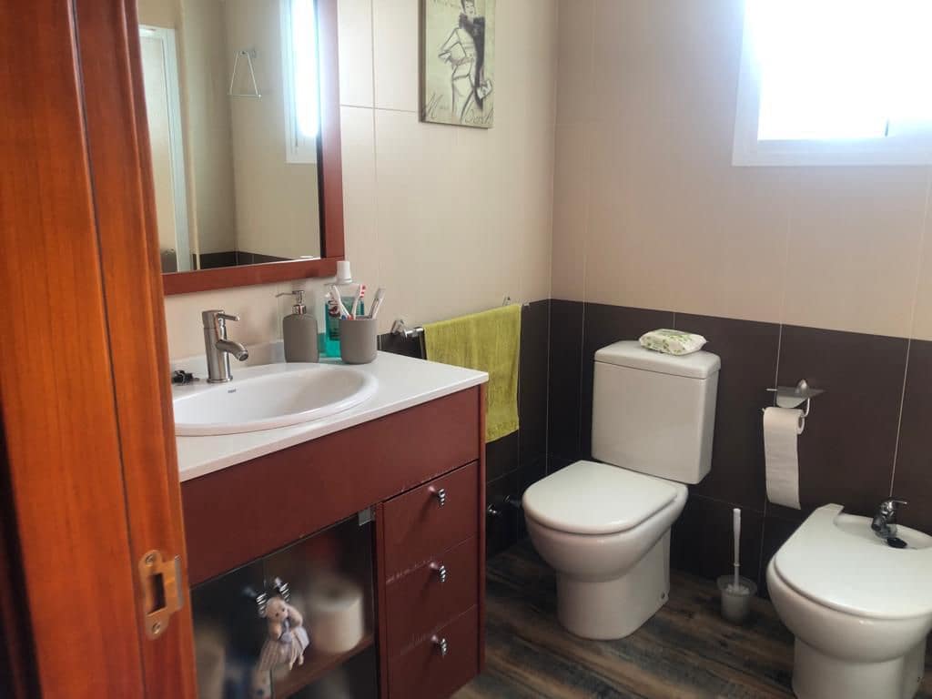 4 slaapkamer Villa te koop in Benicassim met garage - € 450.000 (Ref: 6594830)