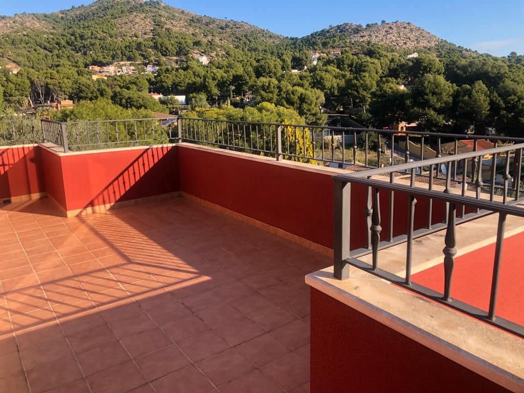 4 slaapkamer Villa te koop in Benicassim met garage - € 450.000 (Ref: 6594830)