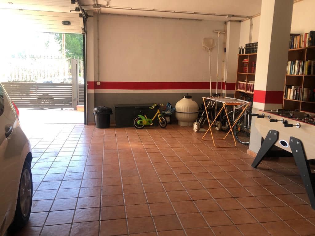 4 slaapkamer Villa te koop in Benicassim met garage - € 450.000 (Ref: 6594830)