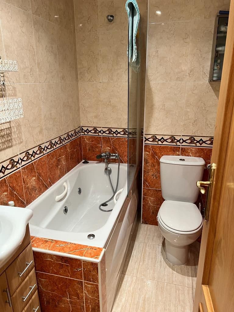 3 soveværelse Lejlighed til salg i Oropesa  med garage - € 210.000 (Ref: 7035140)