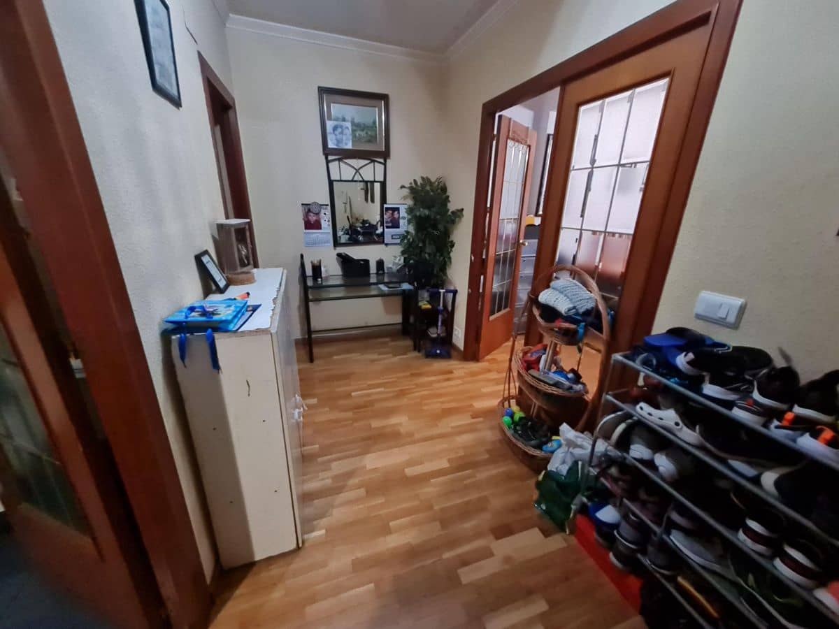 4 soveværelse Lejlighed til salg i Castello de la Plana - € 250.000 (Ref: 7172526)