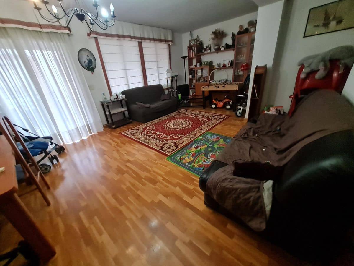 4 soveværelse Lejlighed til salg i Castello de la Plana - € 250.000 (Ref: 7172526)