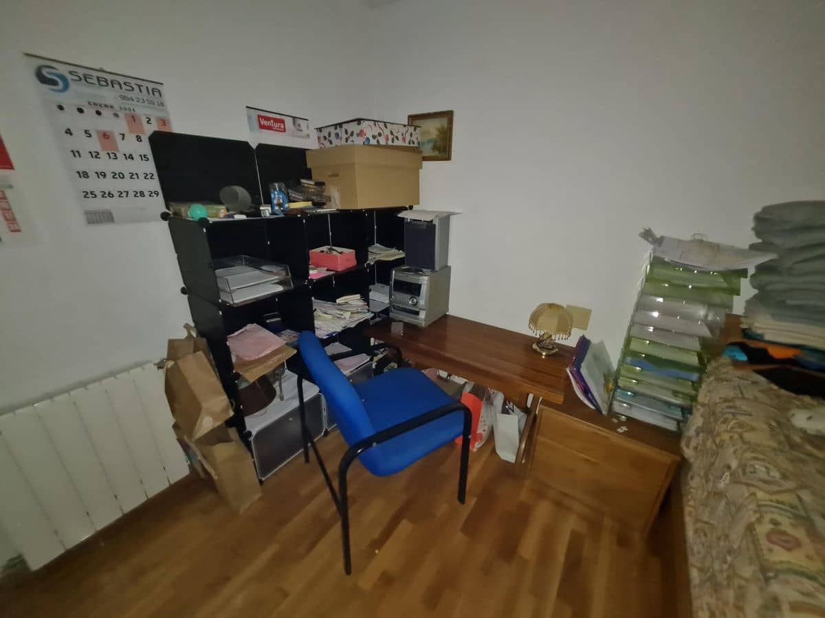 4 soveværelse Lejlighed til salg i Castello de la Plana - € 250.000 (Ref: 7172526)