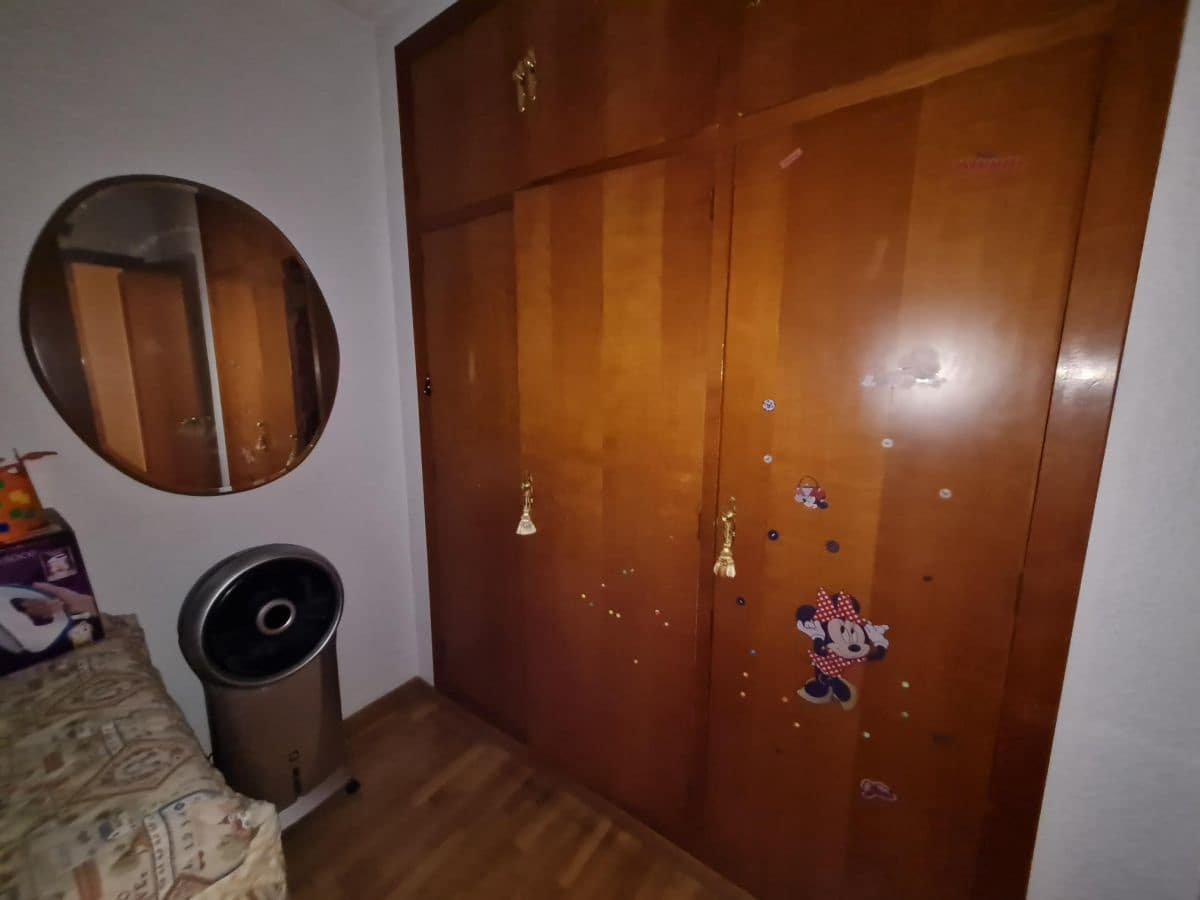 4 soveværelse Lejlighed til salg i Castello de la Plana - € 250.000 (Ref: 7172526)