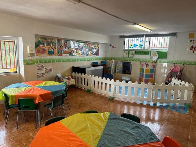 4 makuuhuone Paritalo myytävänä paikassa Este, Castelló de la Plana - 265 000 € (Ref: 7410948)