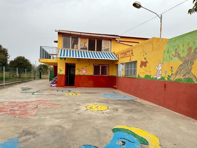 4 makuuhuone Paritalo myytävänä paikassa Este, Castelló de la Plana - 265 000 € (Ref: 7410948)