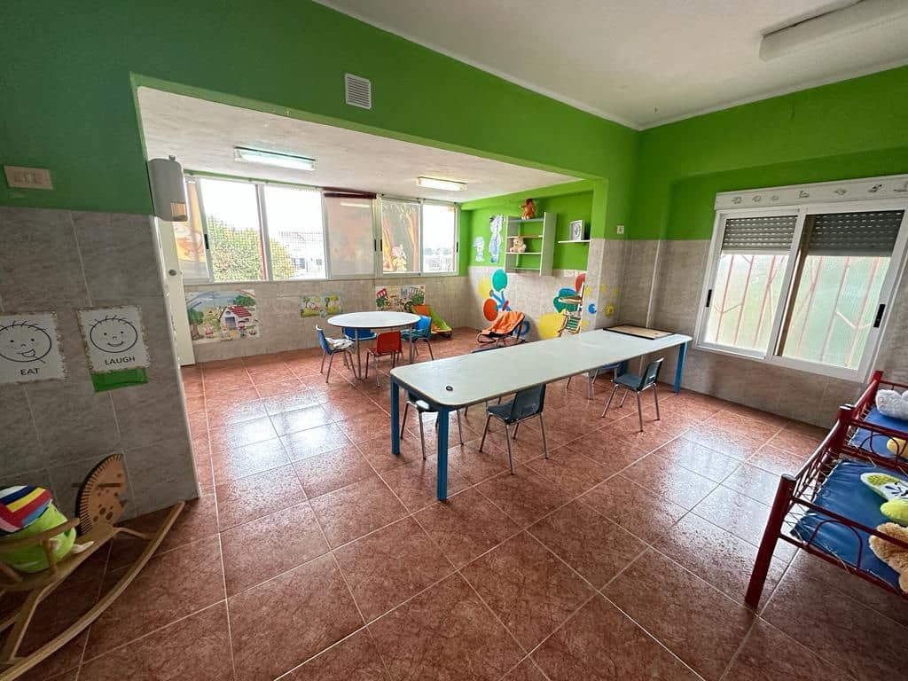 4 soveværelse Semi-Rækkehus til salg i Castello de la Plana - € 265.000 (Ref: 7410948)