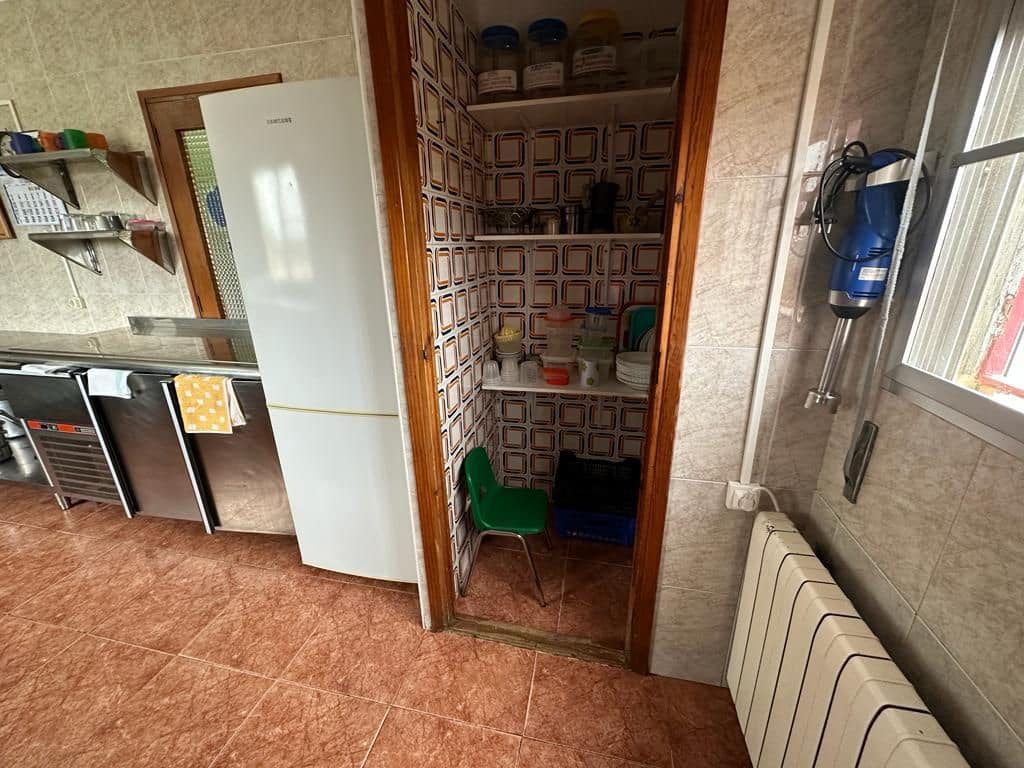 4 soveværelse Semi-Rækkehus til salg i Castello de la Plana - € 265.000 (Ref: 7410948)