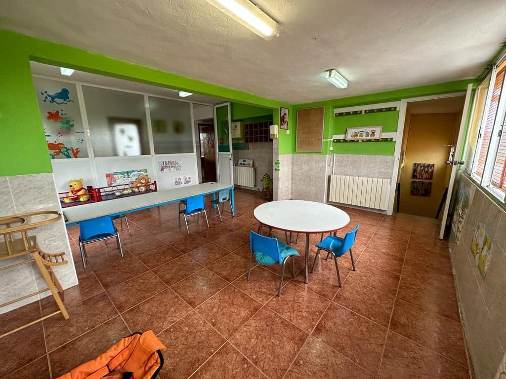 4 soveværelse Semi-Rækkehus til salg i Castello de la Plana - € 265.000 (Ref: 7410948)