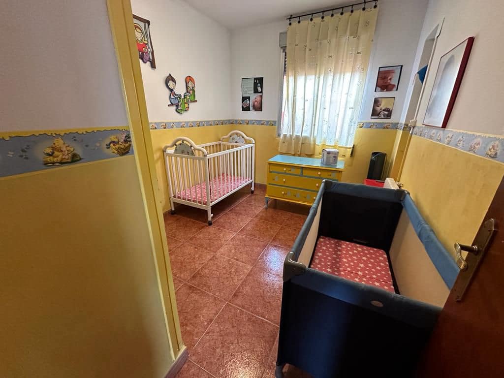 4 soveværelse Semi-Rækkehus til salg i Castello de la Plana - € 265.000 (Ref: 7410948)