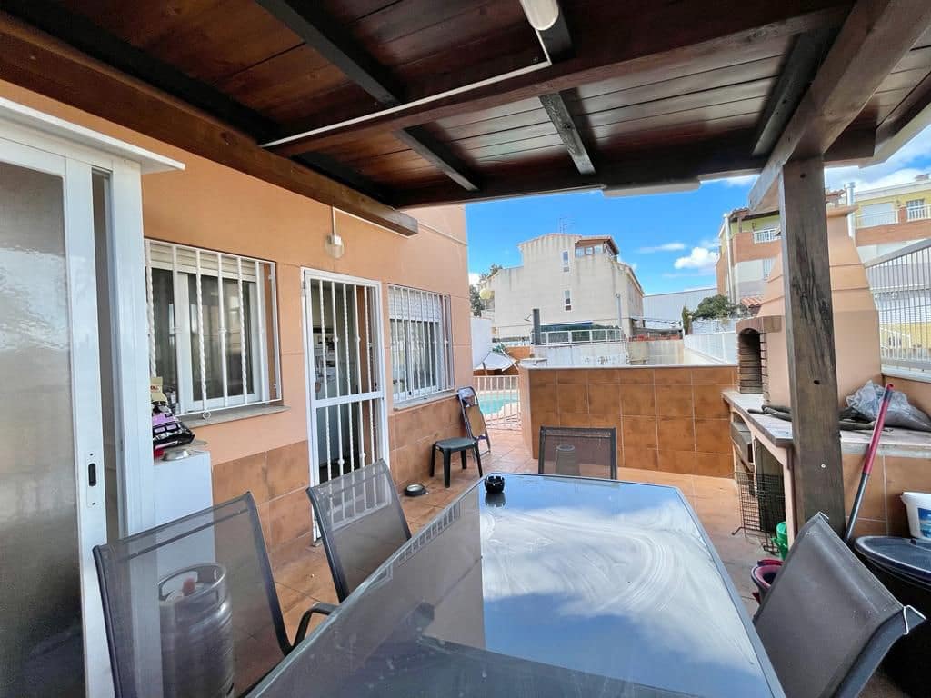 3 soveværelse Rækkehus til salg i Les Alqueries / Alquerias del Nino Perdido med garage - € 235.000 (Ref: 7461138)