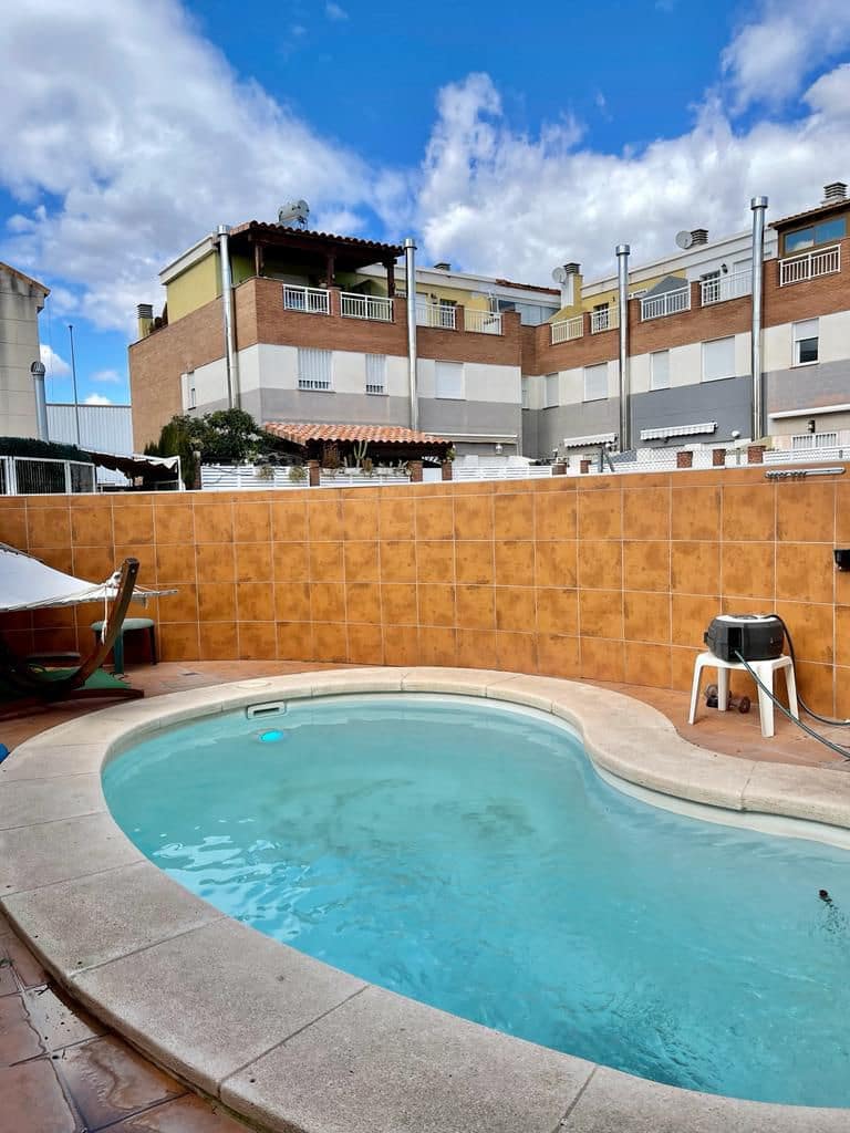 3 soveværelse Rækkehus til salg i Les Alqueries / Alquerias del Nino Perdido med garage - € 235.000 (Ref: 7461138)