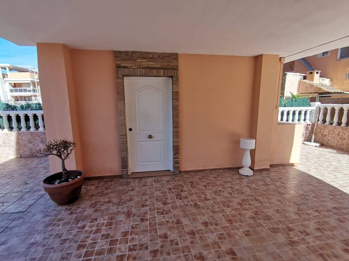 3 makuuhuone Rivitalo myytävänä paikassa Moncofa mukana 
autotalli - 245 000 € (Ref: 7516569)