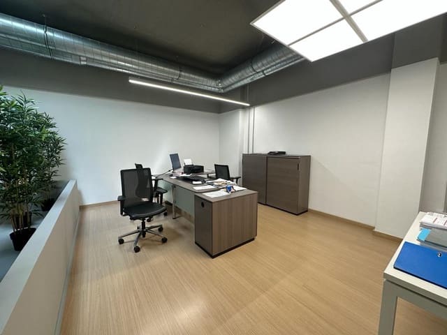 Office for sale in Sur, Castelló de la Plana - € 295,000 (Ref: 7581736)
