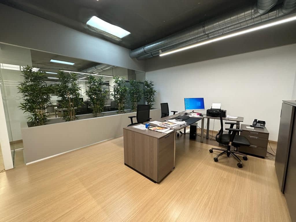 Office for sale in Castello de la Plana - € 295,000 (Ref: 7581736)