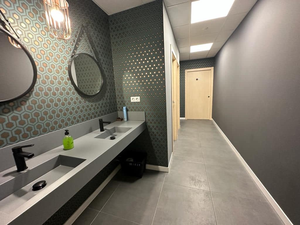 Office for sale in Castello de la Plana - € 295,000 (Ref: 7581736)