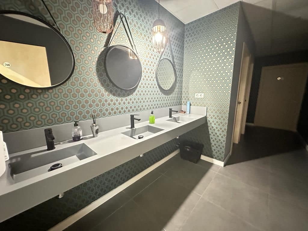 Office for sale in Castello de la Plana - € 295,000 (Ref: 7581736)