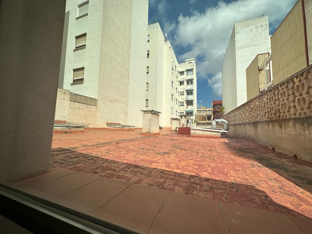 Office for sale in Castello de la Plana - € 295,000 (Ref: 7581736)