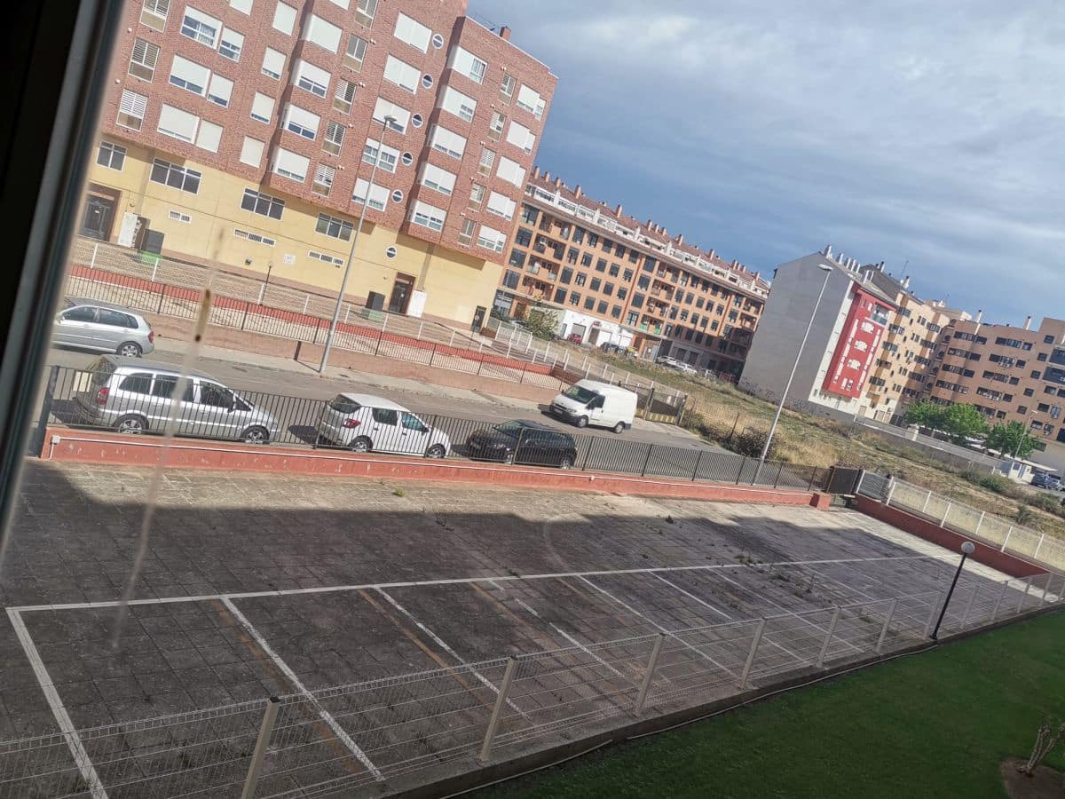 Erhverv til salg i Vila-real - € 200.000 (Ref: 7599341)