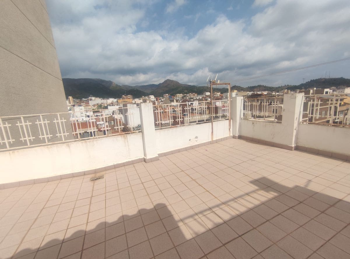 4 soveværelse Lejlighed til salg i La Vall d'Uixo med garage - € 200.000 (Ref: 7777423)