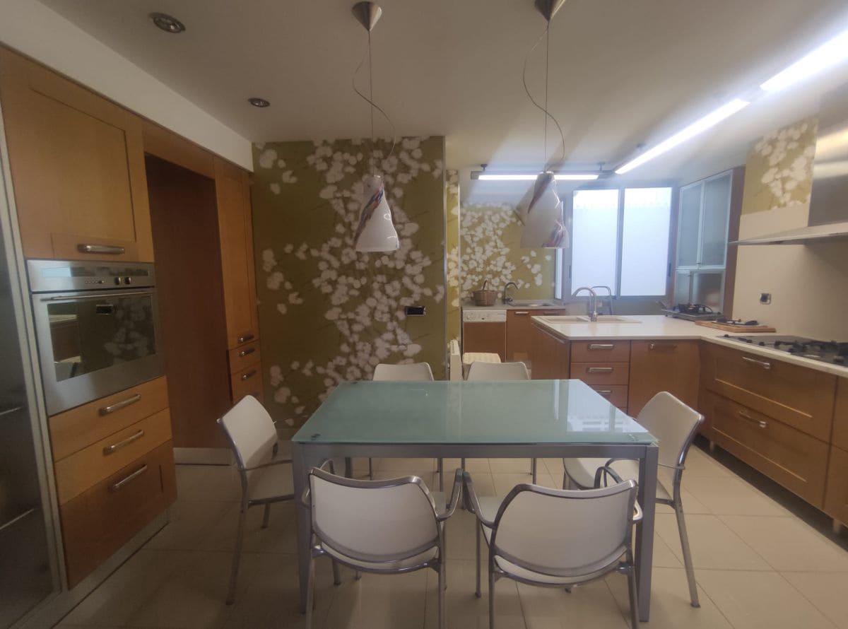 4 soveværelse Lejlighed til salg i La Vall d'Uixo med garage - € 200.000 (Ref: 7777423)