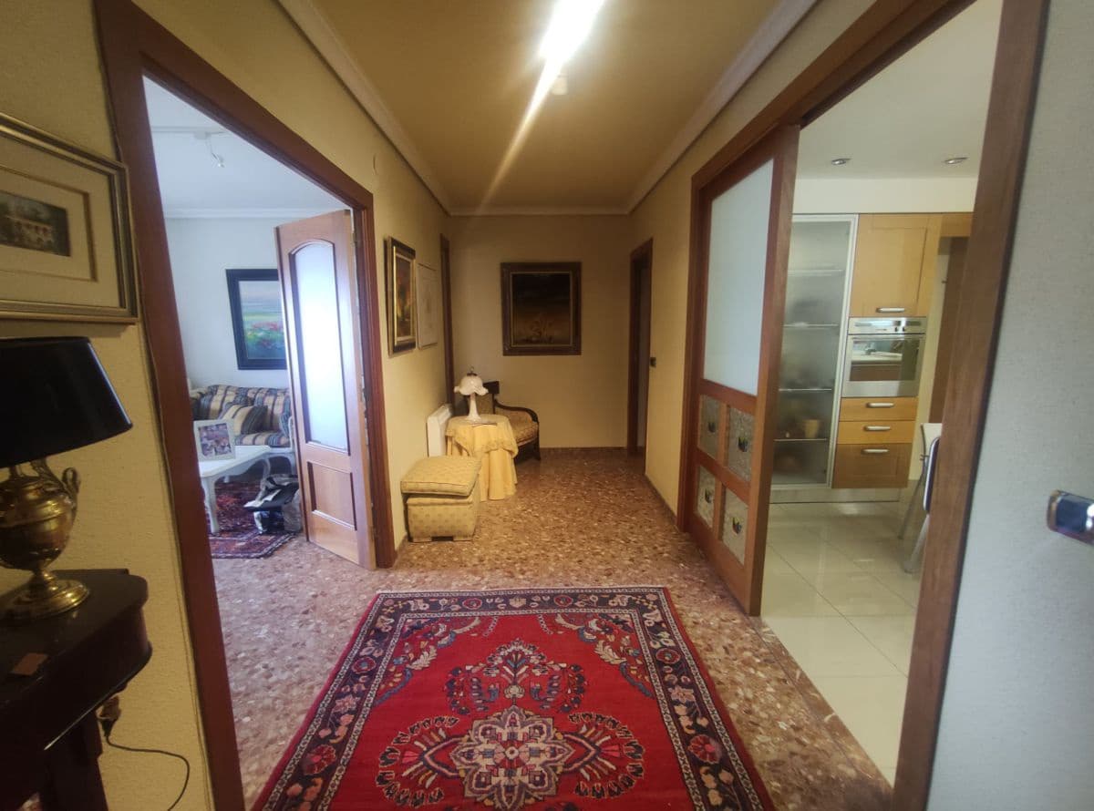 4 soveværelse Lejlighed til salg i La Vall d'Uixo med garage - € 200.000 (Ref: 7777423)